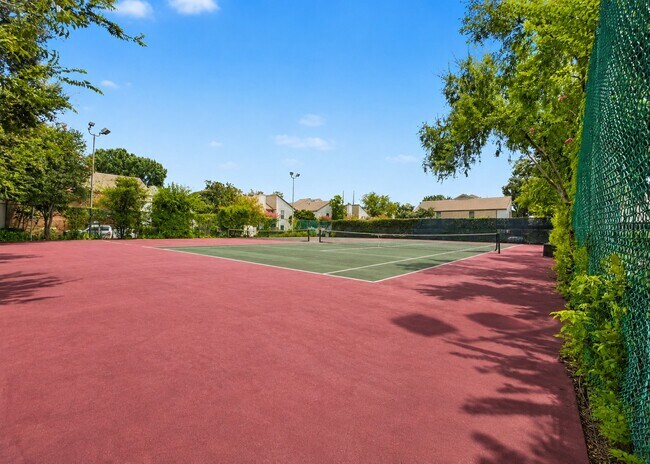 Photo - 10047 Westpark Dr Unidad 77