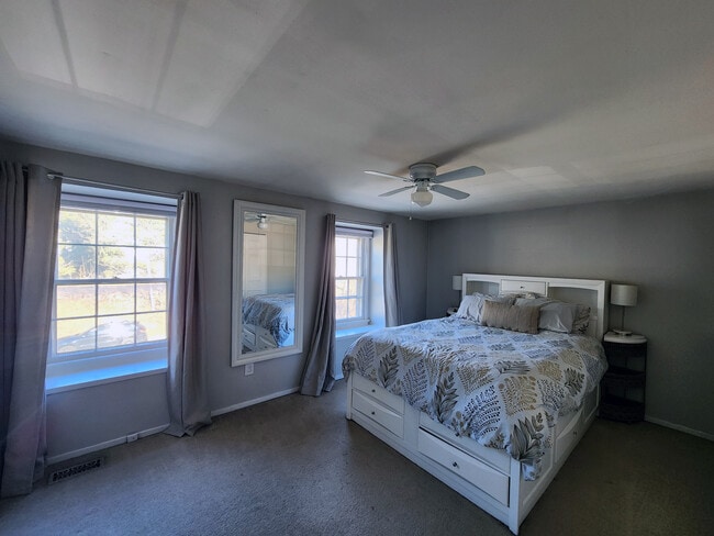 Building Photo - 5740 Yellowrose Ct