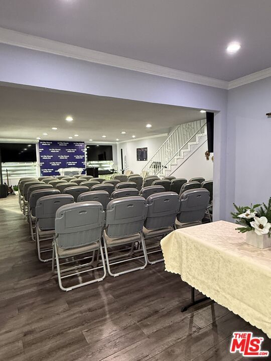 Photo - 731 Crenshaw Blvd