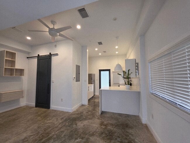 Building Photo - 22425 SW 182nd Ave Unit Guest House