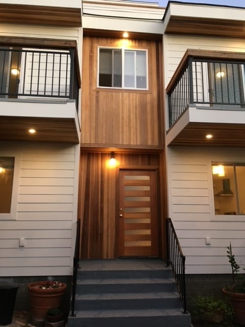 Building Photo - 10538 Draper Ave Rental