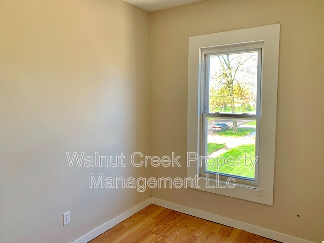 Photo - 2105 E 31st St Unit 2101 1/2