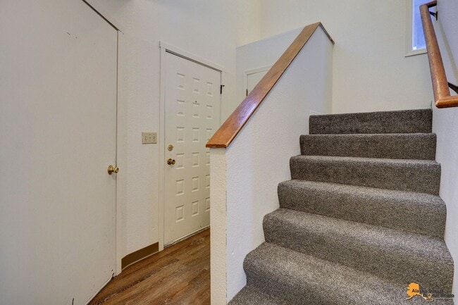 Photo - 531 Idaho St Unidad B