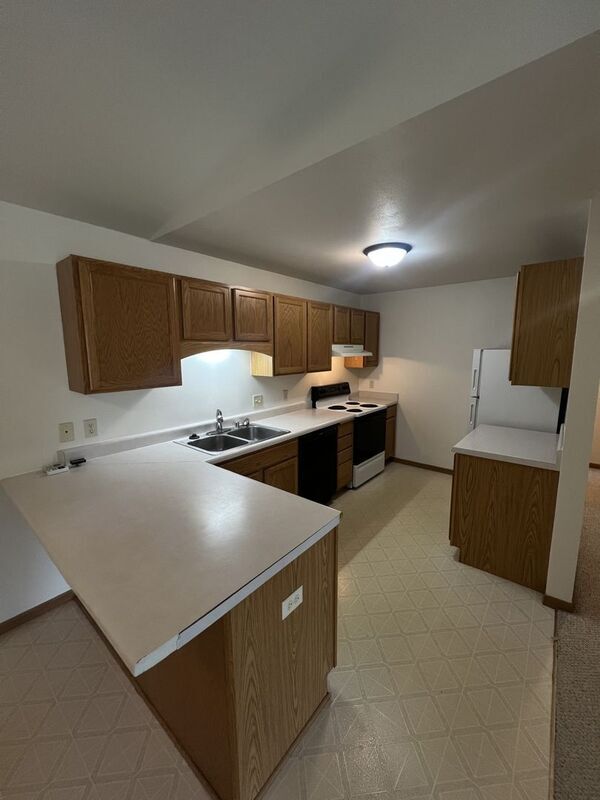 Photo - 700 Creek Rd Unit #3