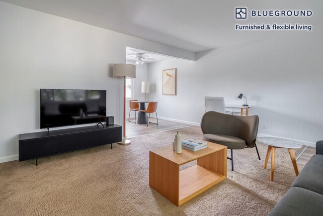 Photo - 245 Bush St Unidad FL2-ID1722