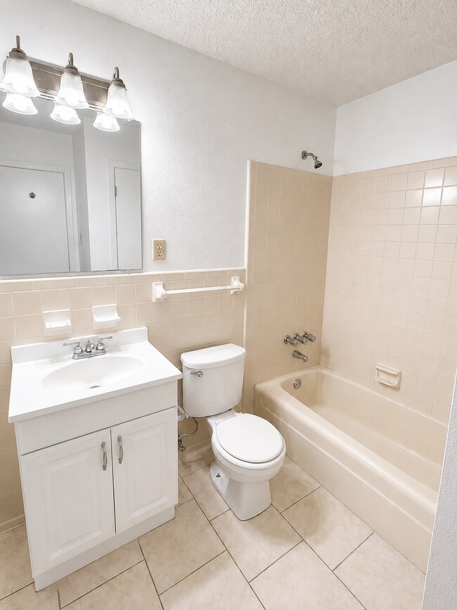 Photo - 3101 Highland Rd Unit 222