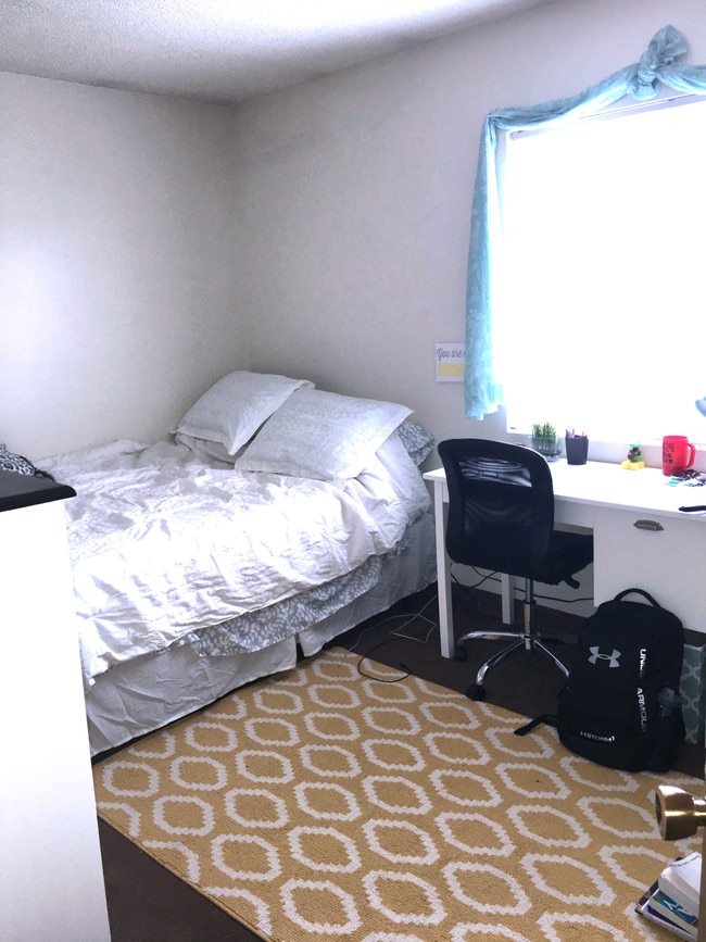 Photo - Cornerstone Apartments