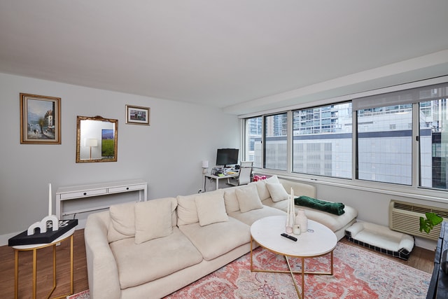Photo - 211 E Ohio St Unit 1219