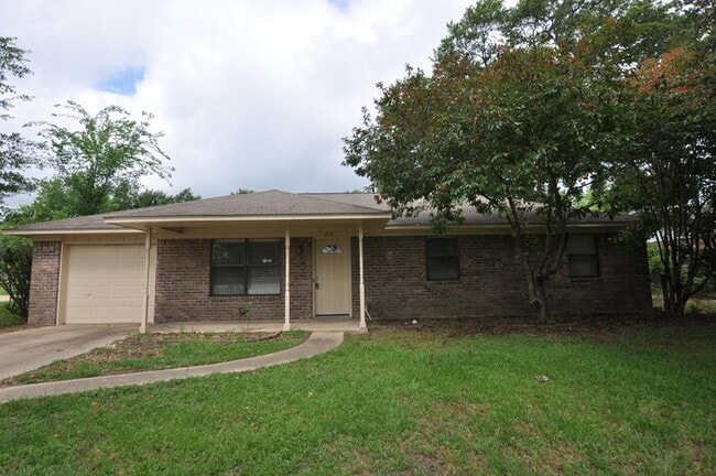 3 Bedroom for rent in Lindale! Tour Today! - 3 Bedroom for rent in Lindale! Tour Today!