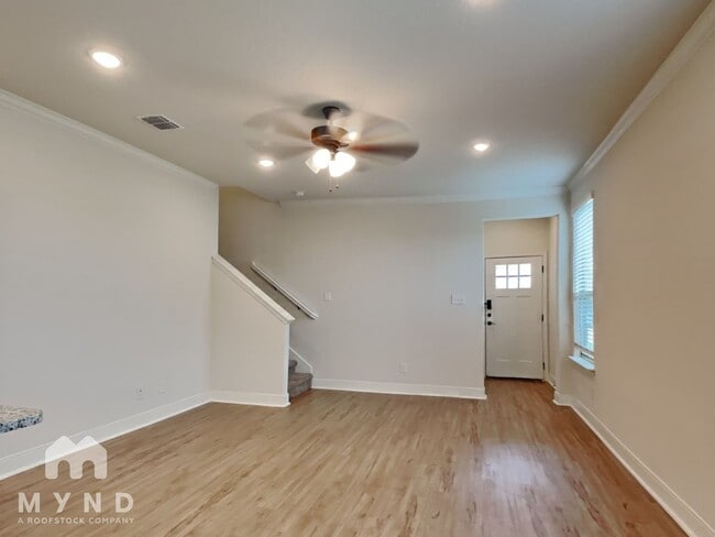 Photo - 2230 Sandlewood Cv