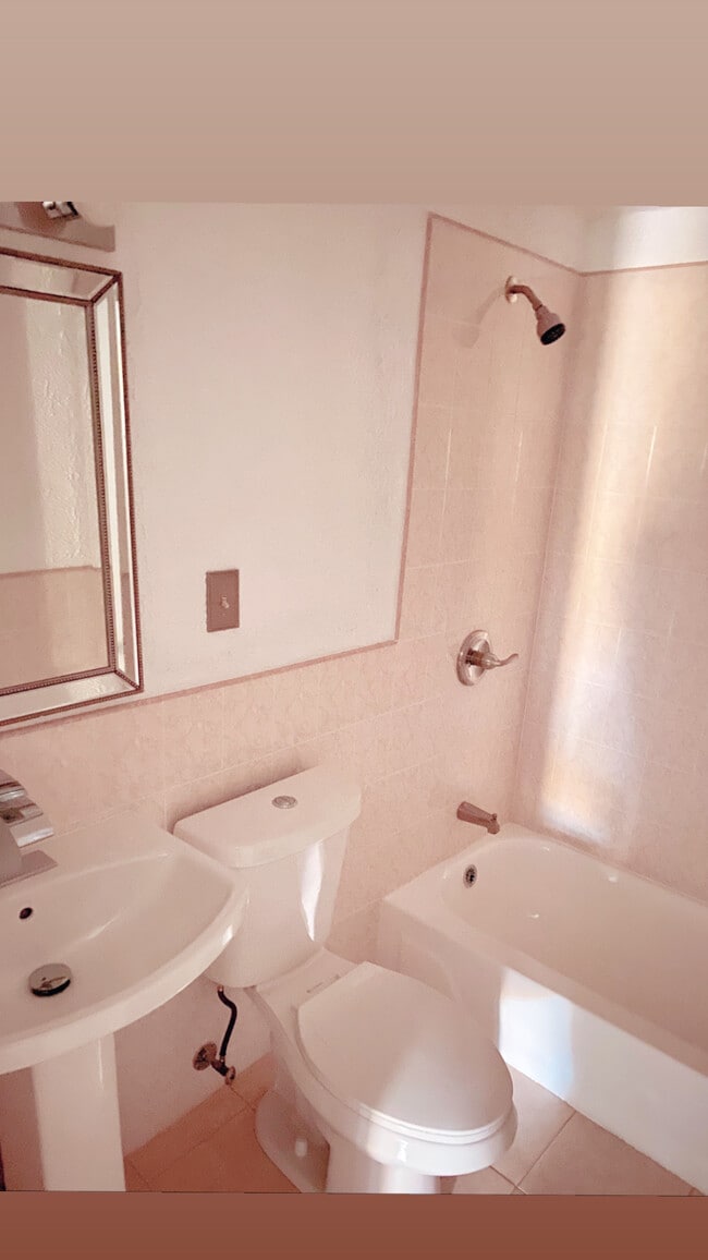 60 Fairmount Ave Apartments Unit 1 Yonkers, NY