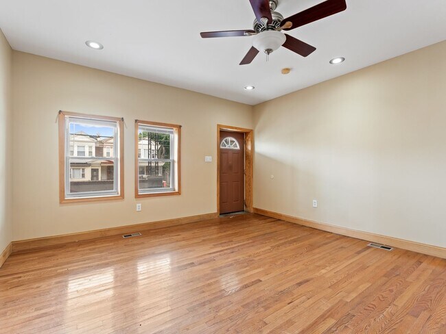 Photo - 6231 Jefferson St Unit #1