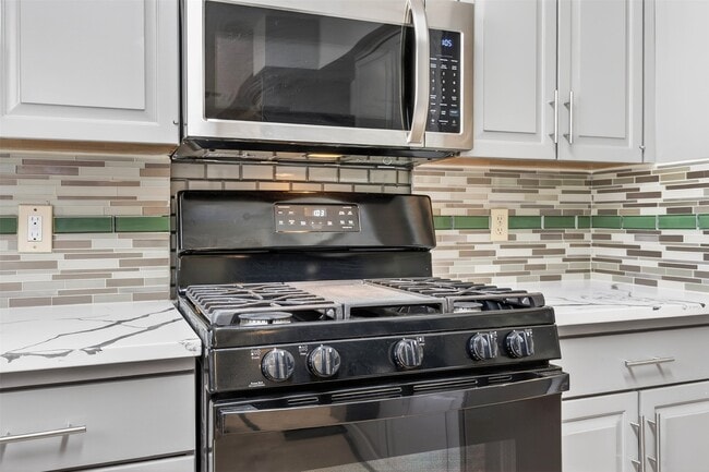 Photo - 9611 Highmeadow Dr