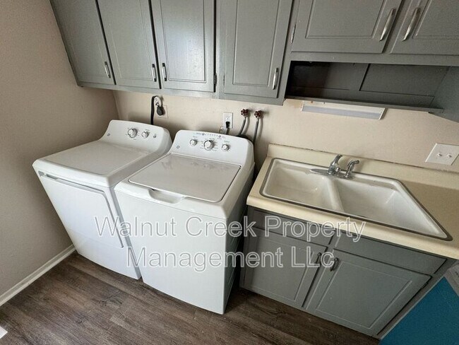 Photo - 5520 Beavercrest Dr Unit #16