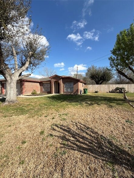 Photo - 15919 Hiram Clarke Rd