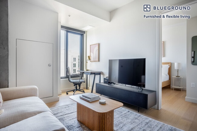 Photo - 30 Otis St Unidad FL9-ID1373