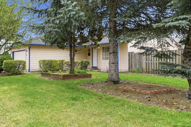 Photo - 313 S Nectarine St