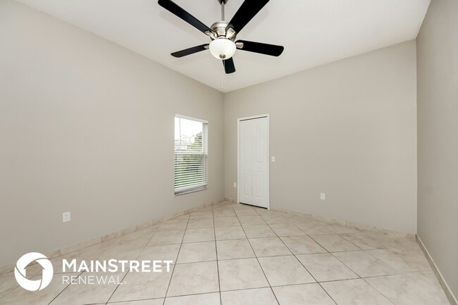 Photo - 710 Paris Dr