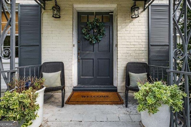 Photo - 140 Rumson Rd NE