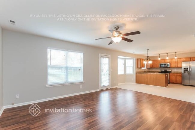 Photo - 115 Laporte Ln