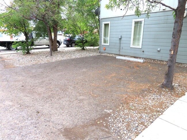 Photo - 582 E Street Unidad 564