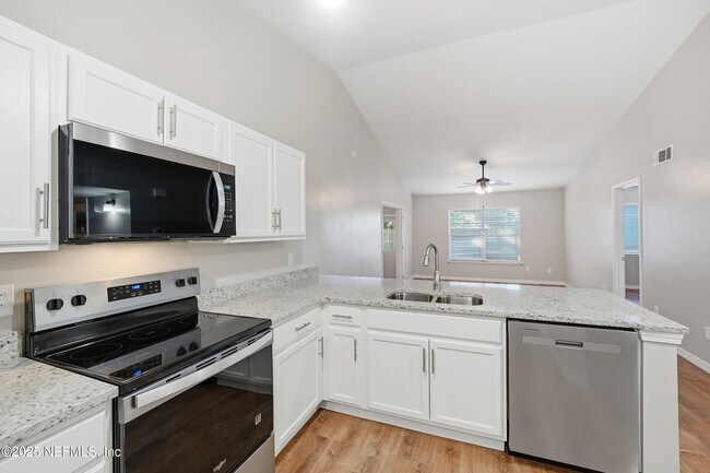 Photo - 3608 Chappi Way