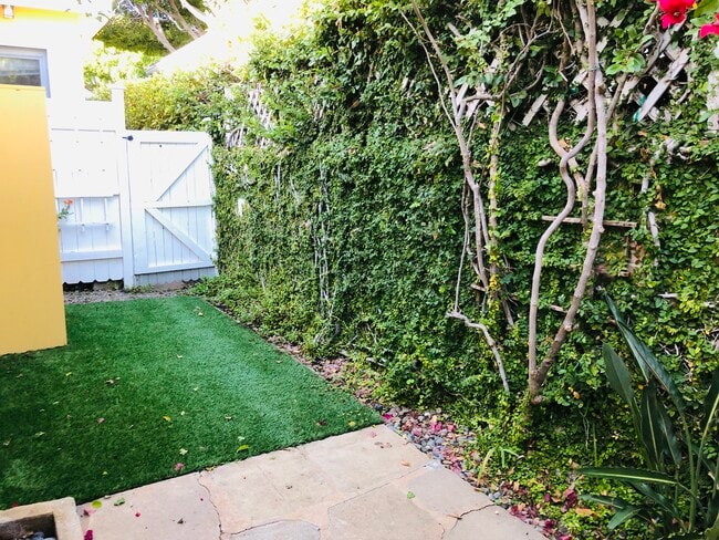 Building Photo - 3120 Colorado Ave