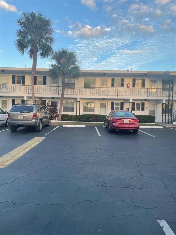 Building Photo - 14531 Walsingham Rd Unit 203 Rental