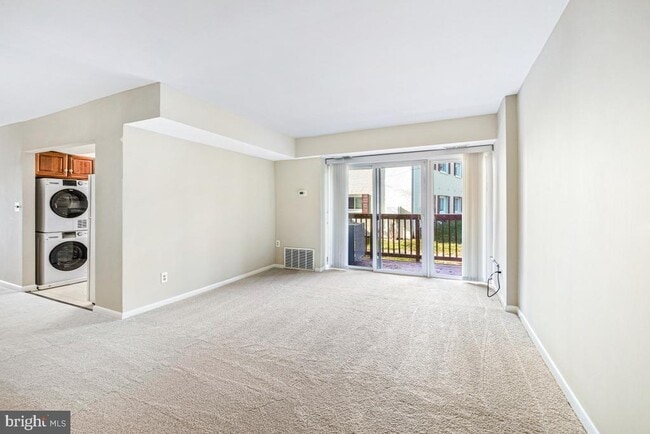 Photo - 53 Skyhill Rd Unit 204