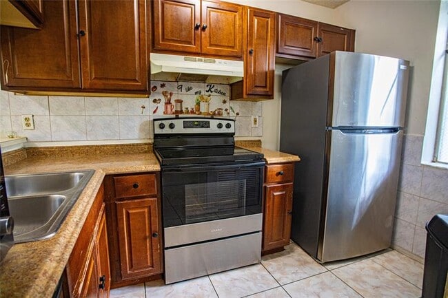 Photo - 4295 NW 114th Terrace Unit 4295