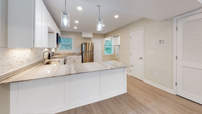 Photo - Crystal Gardens