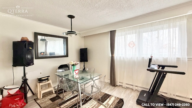 Photo - 34 Heatherside Dr