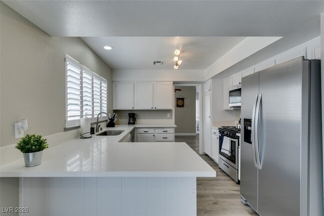 Photo - 6585 Minton Ct