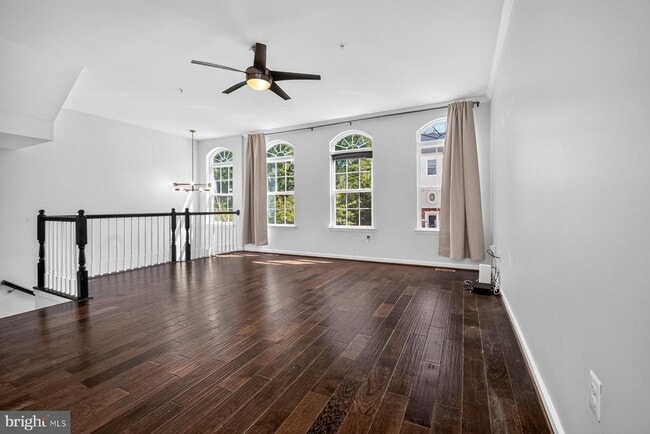 Photo - 728 Millhouse Dr