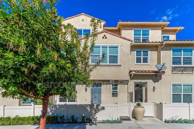 Photo - 1520 Santa Carolina Rd Unit #4