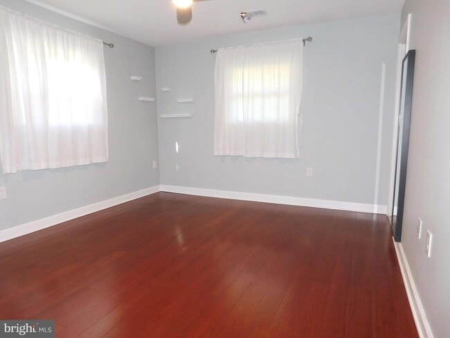 Photo - 1605 N Craig St
