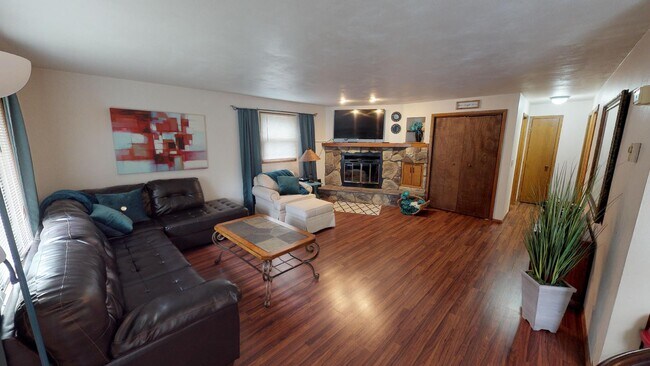 Photo - 506 Crab Apple Ct Unit Teal Waves