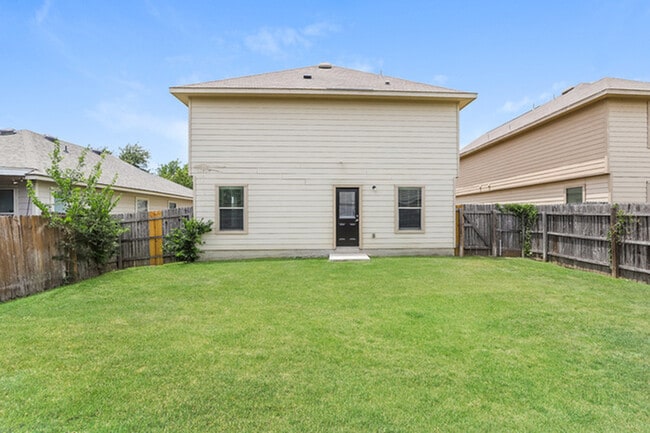 Photo - 6306 Heathers Bend