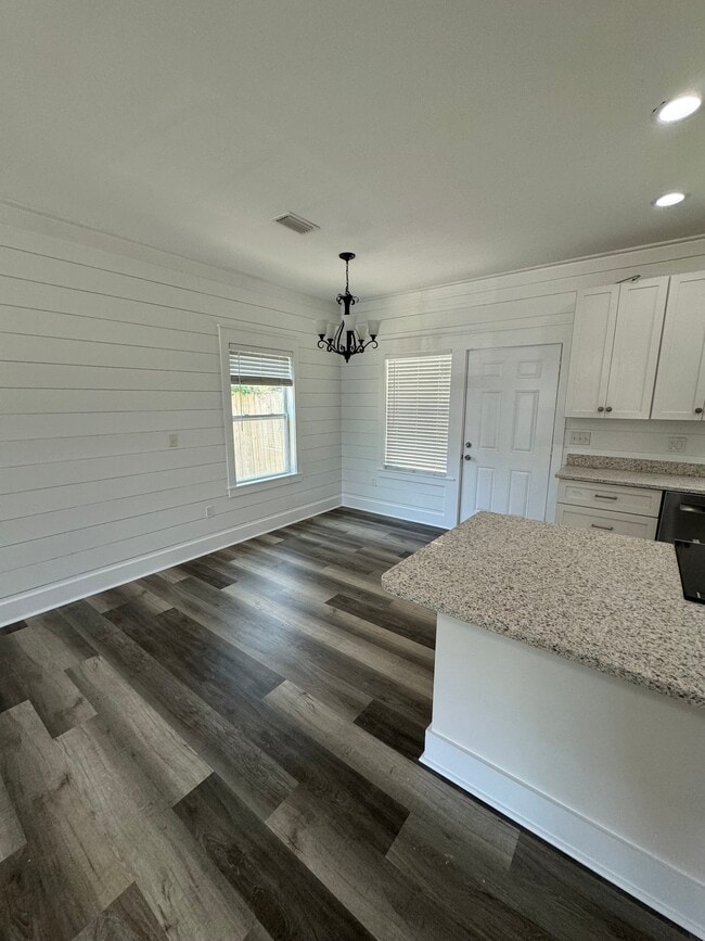 Photo - 115 N Vestavia St House