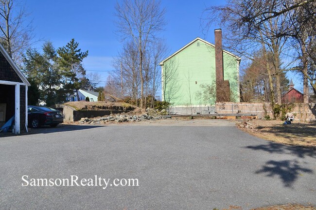 Photo - 745 Pleasant St Unit 2