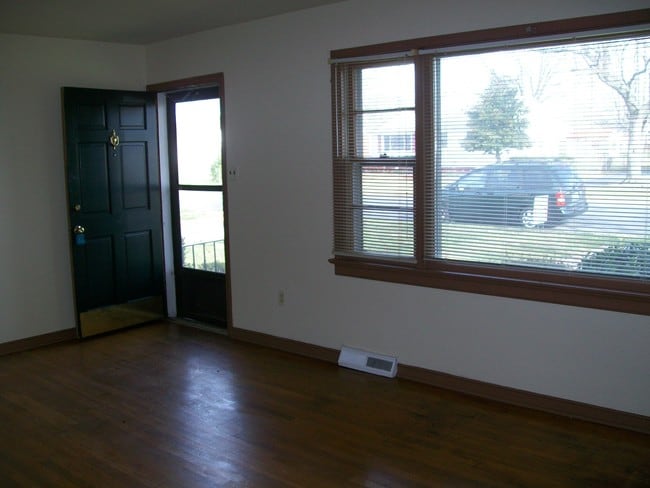 Photo - 3610 Montclair Rd