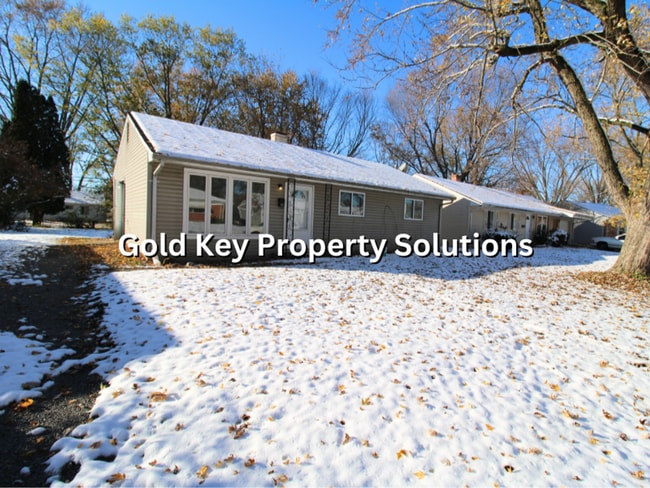 Photo - Spacious 3 BR 1 BA Ranch with Main-Level L...