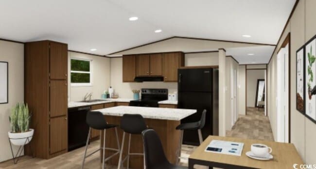 Photo - 600 Ermine Rd