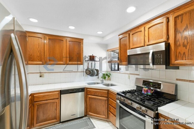 Photo - 7417 Auburn Oaks Ct