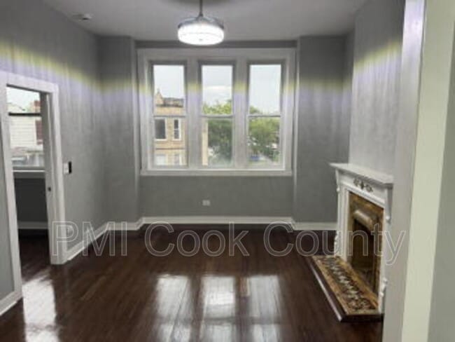 Building Photo - 1950 S Trumbull Ave Unit 1