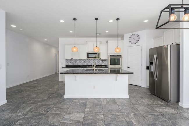 Photo - 8536 S 40th Glen