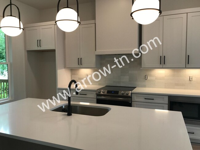 Photo - Beautiful New Construction for Rent in Sou...