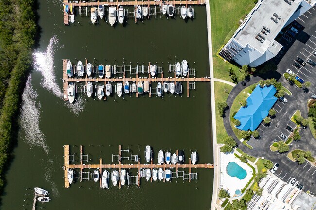 5163 Carretera Norte A1A Isla Hutchinson, FL 34949 - Ocean Harbour North