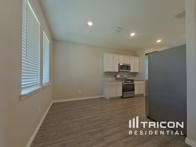 Photo - 2036 Charismatic Dr Casa