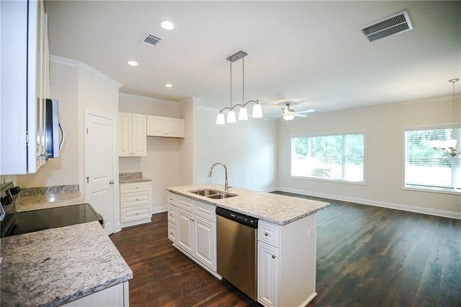 Photo - 327 Cashes Ct